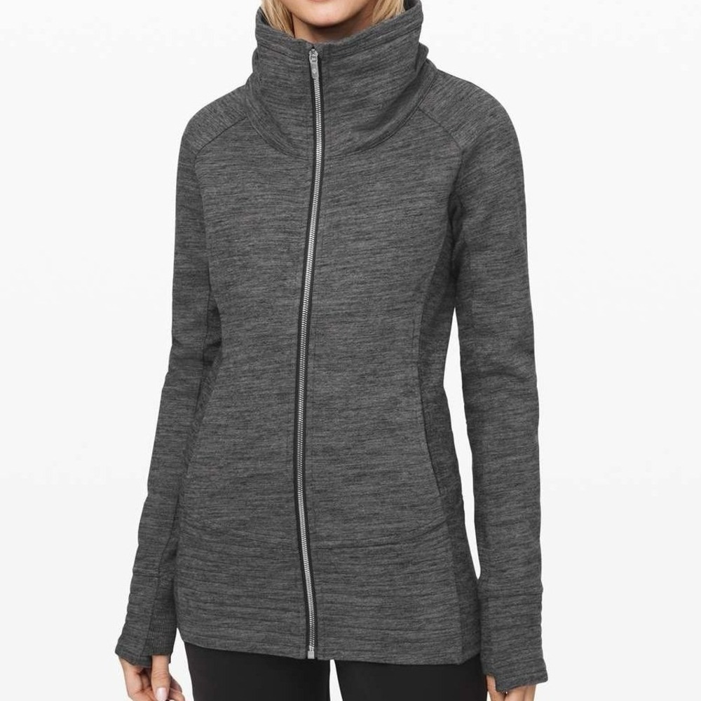 Lululemon Womens Radiant Jacket II Gray Full Zip Sweatshirt Size 4 Thumbholes